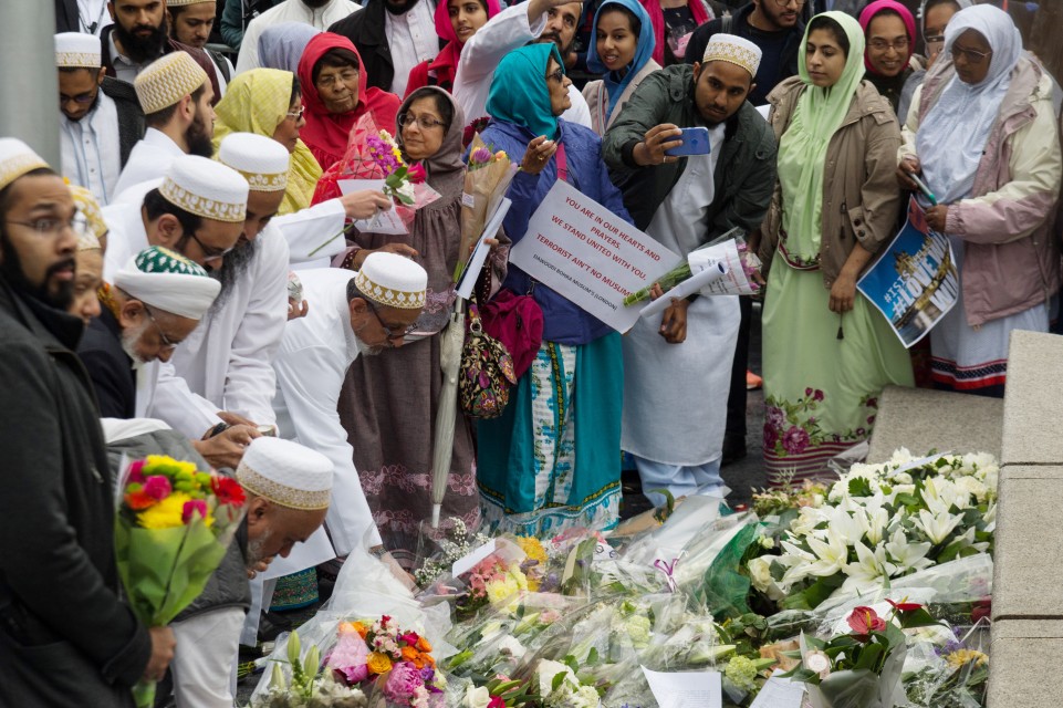 Мусульмане Британии соболезнуют жертвам теракта в Лондоне