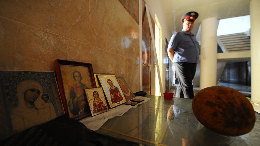 РПЦ выступает против проведения полицейских рейдов в православных храмах