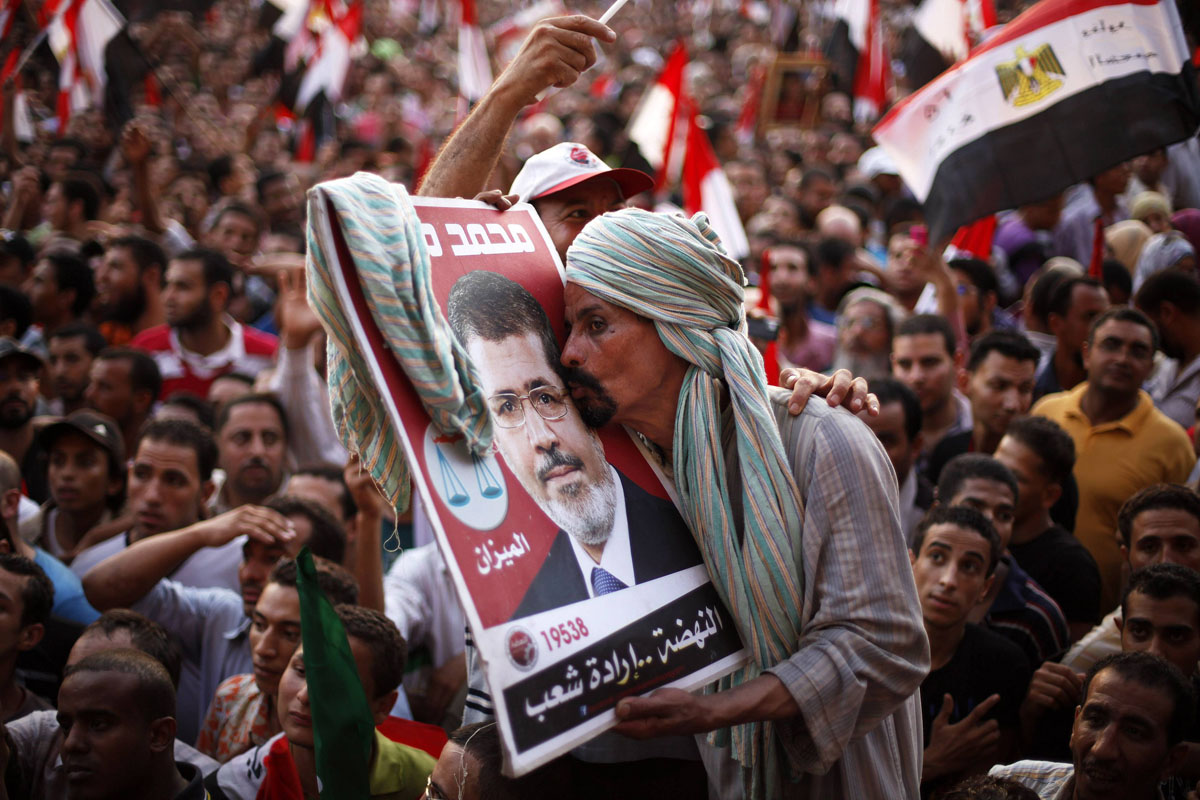 Сторонники экс-президента Египта Мохаммеда Мурси