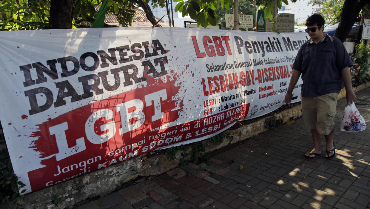 Индонезия, похоже, становится «полем битвы» сторонников и противников ЛГБТ