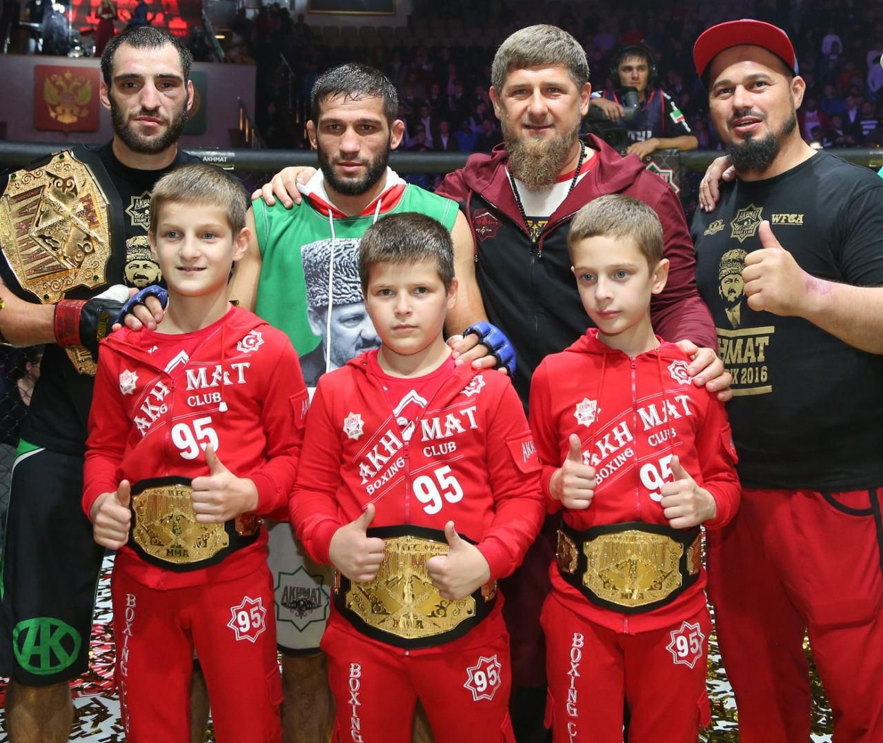 На фото: сыновья Рамзана Кадырова (слева направо) Ахмад, Адам, Зелимхан.www.yuga.ru
