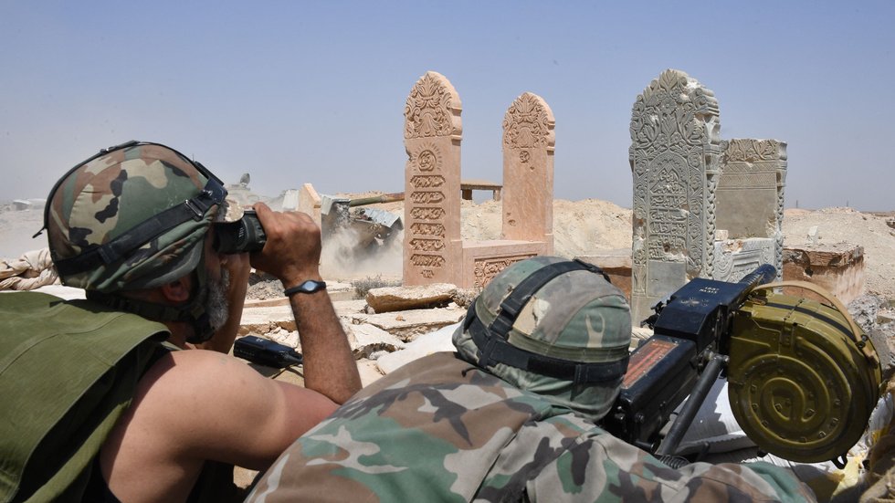Вооруженные люди устроили боевую точку на мусульманском кладбище в Сирии