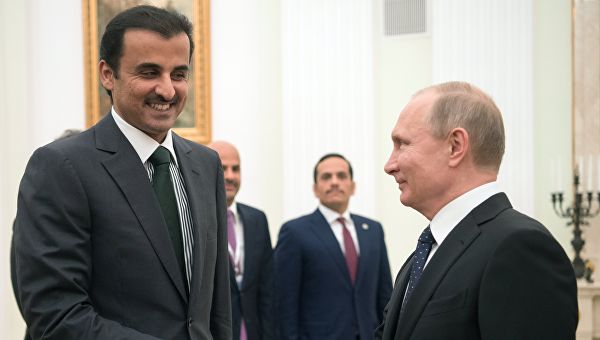 Президент РФ Владимир Путин и эмир Катара Тамим бен Хамад Аль Тани