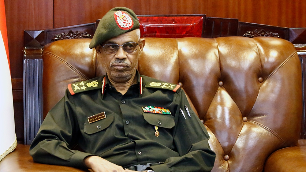 Глава Минобороны Судана Авад бен Ауф