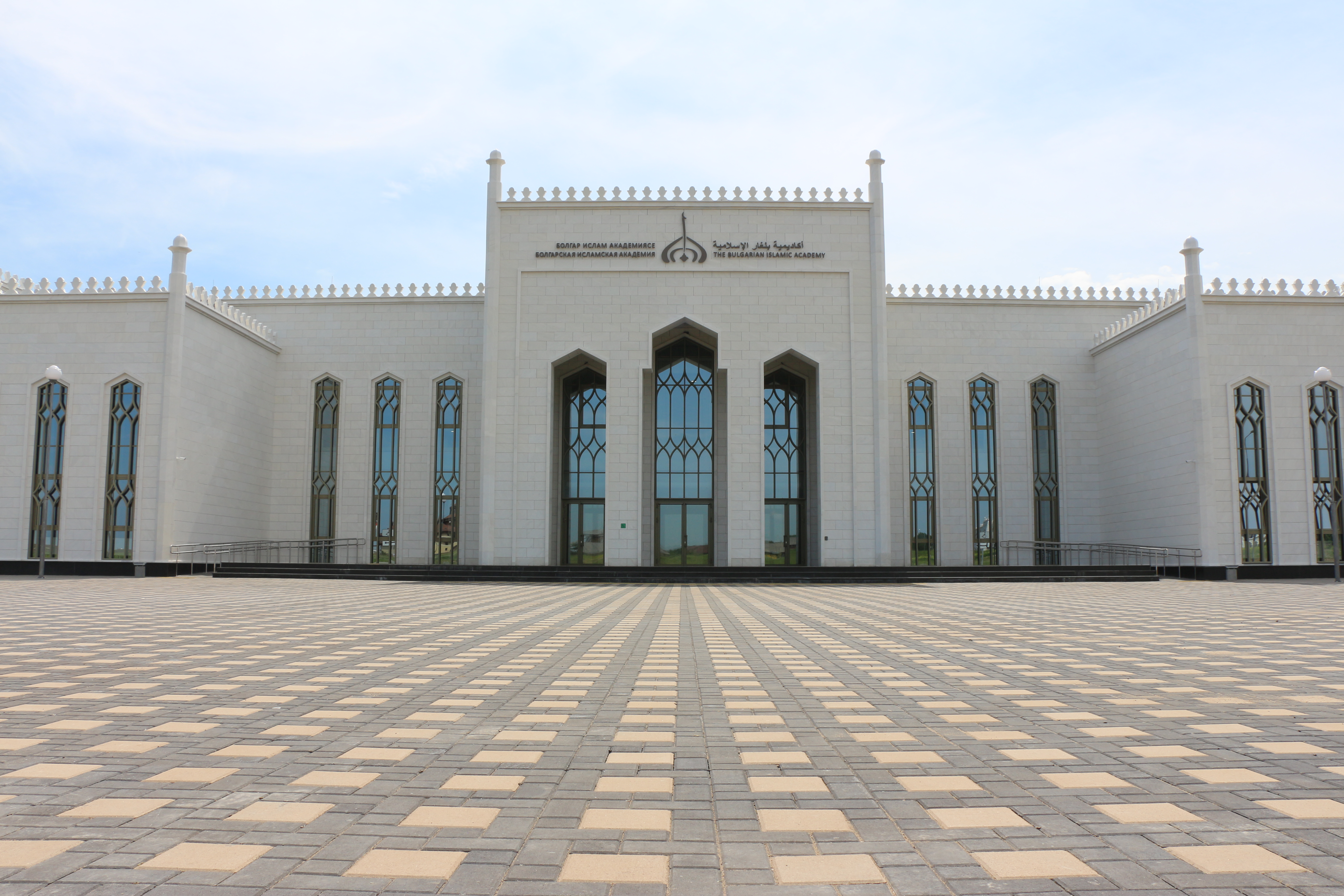 Здание исламской академии в Болгаре