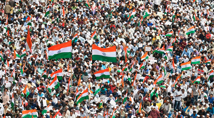 Говорящий о многом кадр с акции протеста в Индии