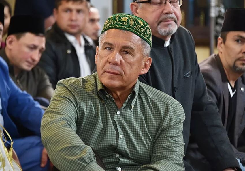 Рустам Минниханов
