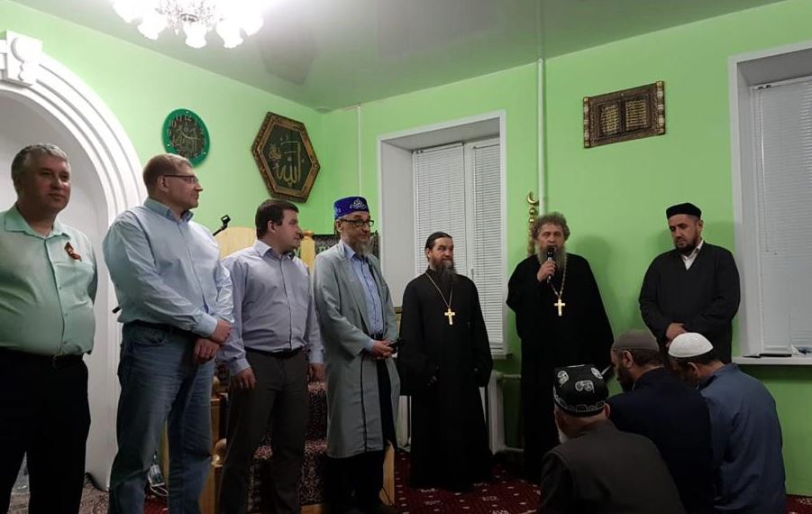 Выступления священника в мечети Екатеринбурга