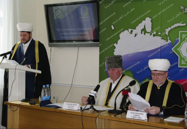 Д. Мухетдинов, И. Бердиев и Р. Гайнутдин