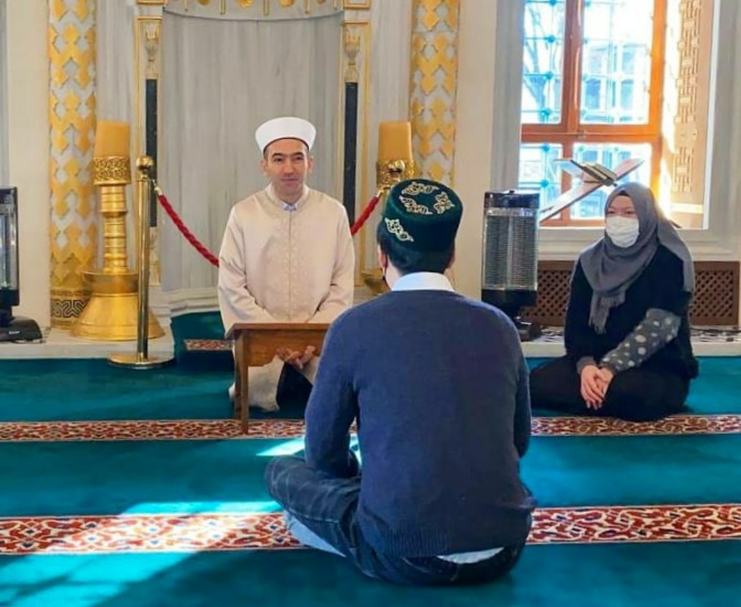 Церемония в мечети