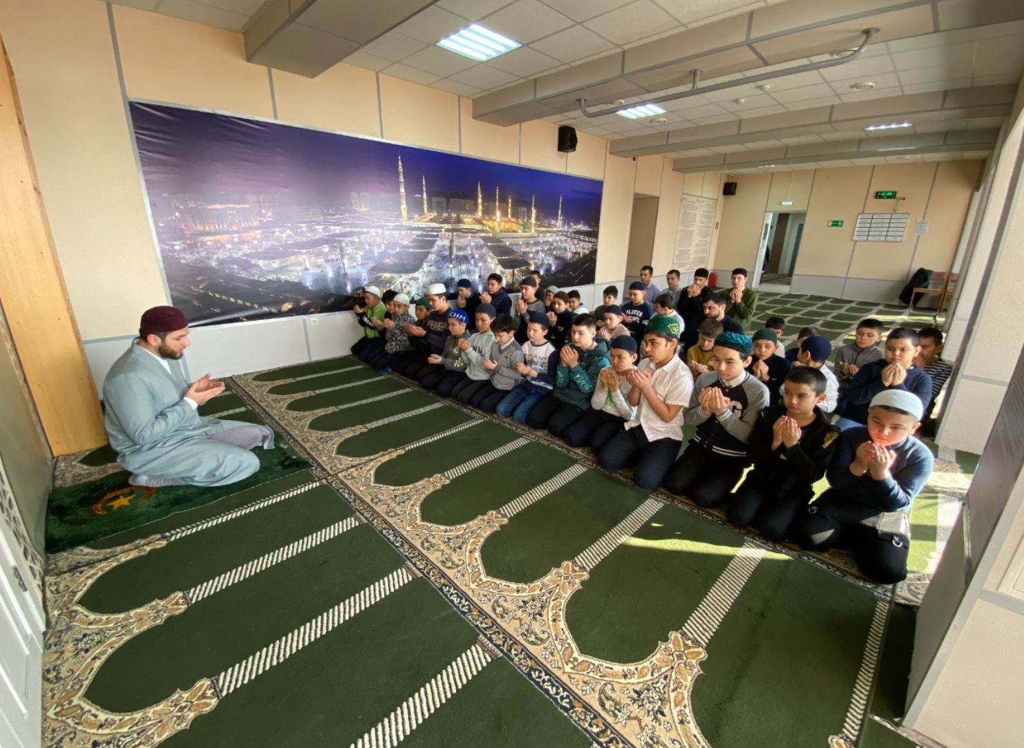 Молодые мусульмане Владивостока