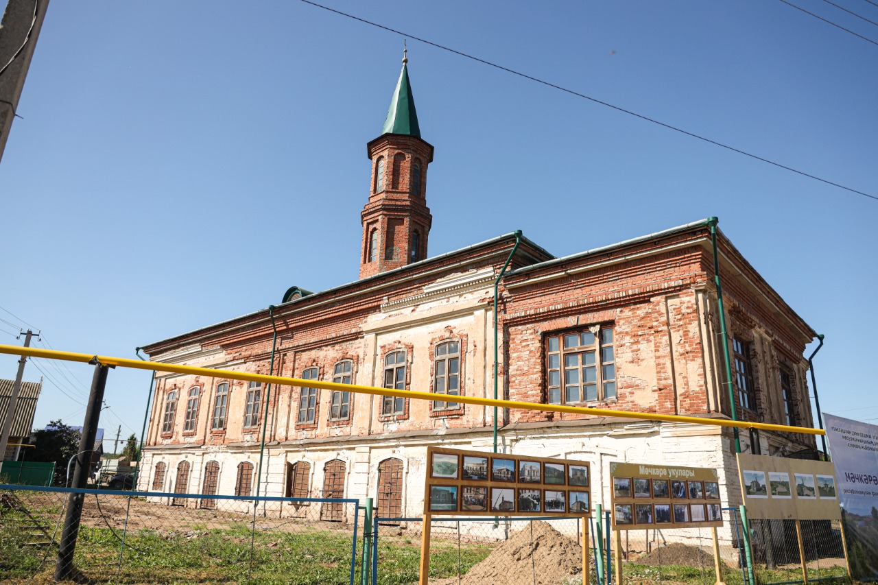 Старинная мечеть и духовно-нравственный центр для детей. В Кукморе возрождают традиции - IslamNews