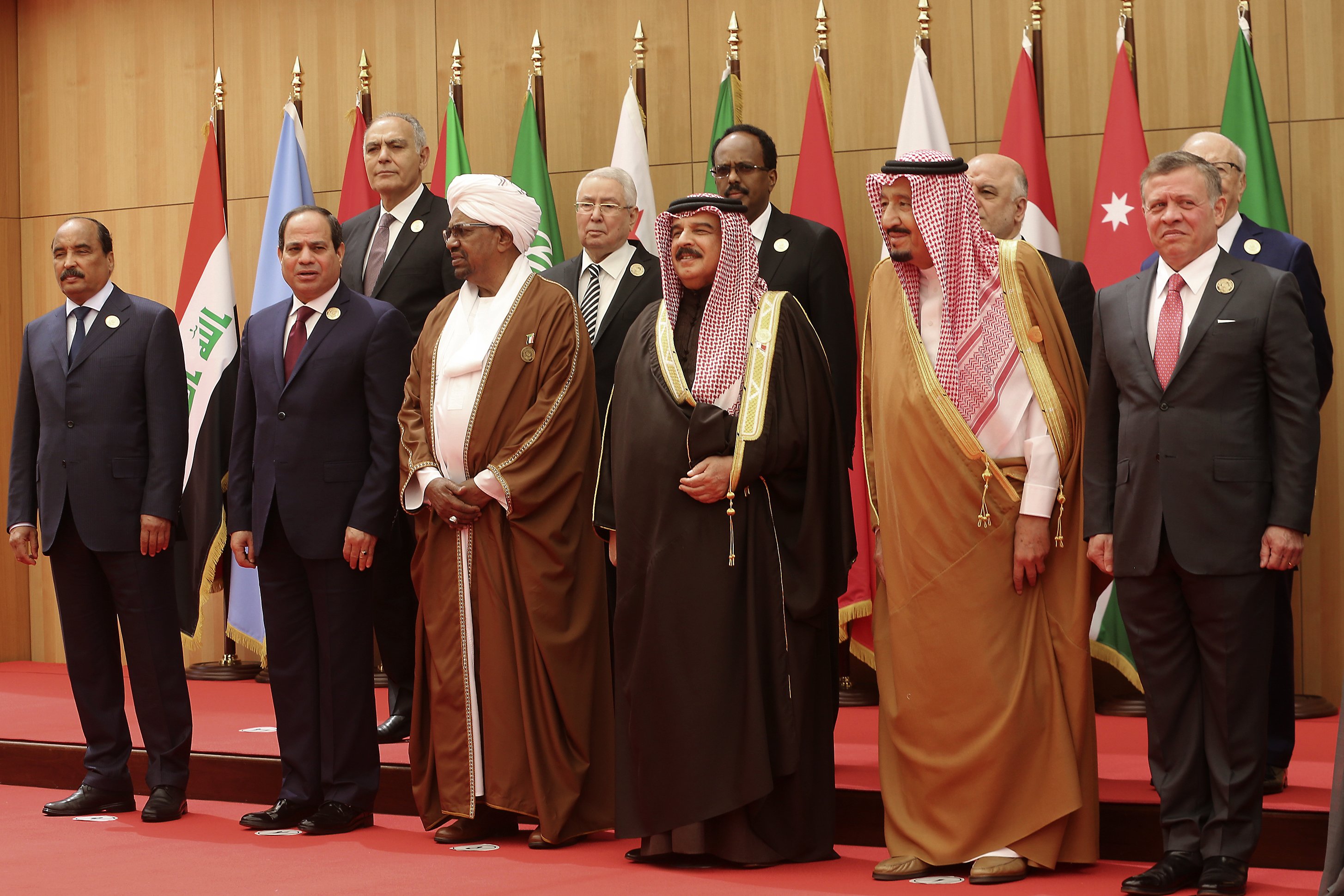 Иран предложил арабским странам возобновить экономическое сотрудничество