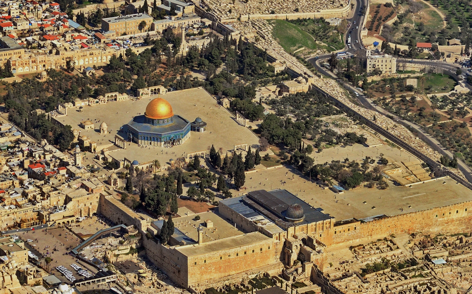 Комплекс мечети Аль-Акса с мечетью Купол Скалы в Иерусалиме