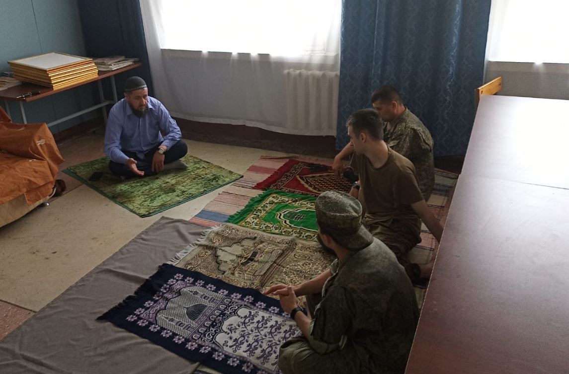 В воинской части 29
