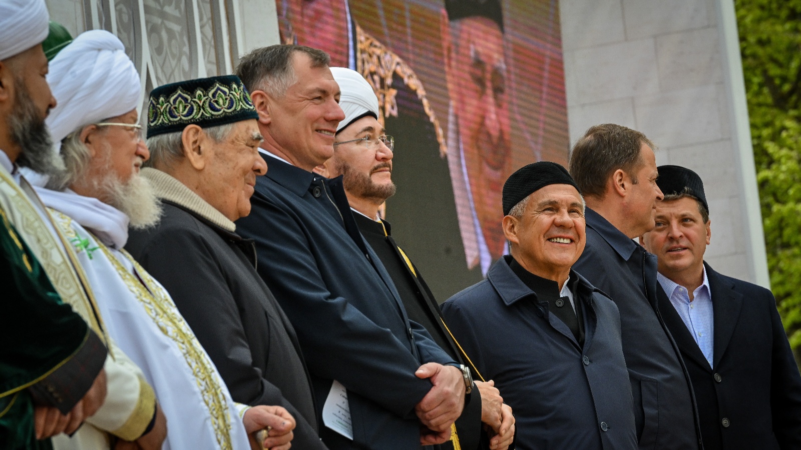 Май 2022 года. Церемония закладки первого камня в основание Соборной мечети