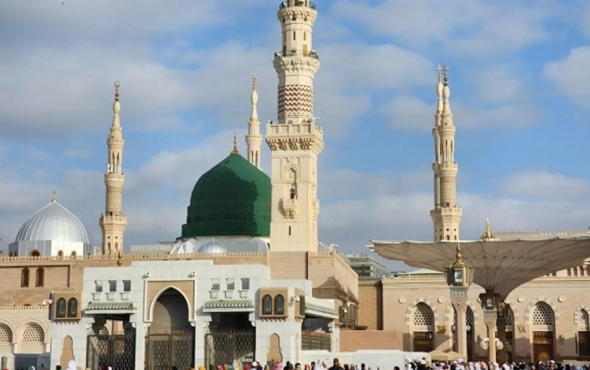 Почти 6 миллионов верующих посетили мечеть Пророка за неделю