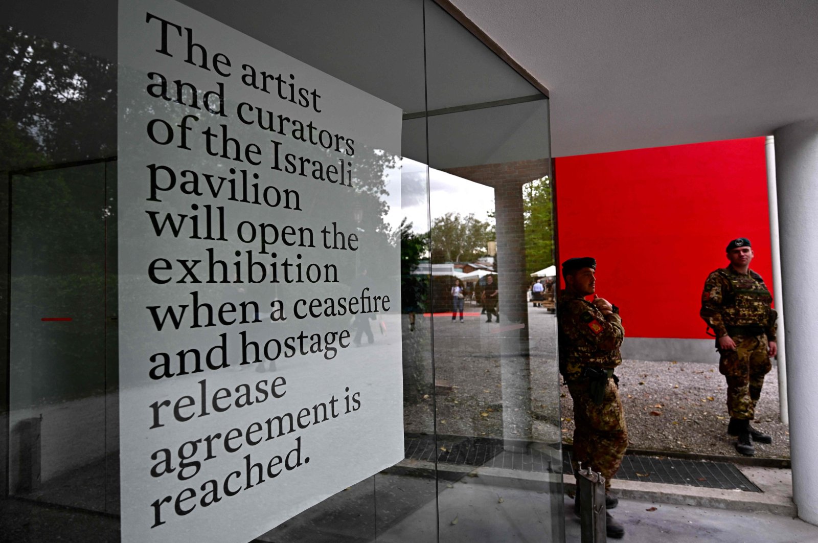 Израиль не допустили к участию в международном форуме искусства в Венеции
