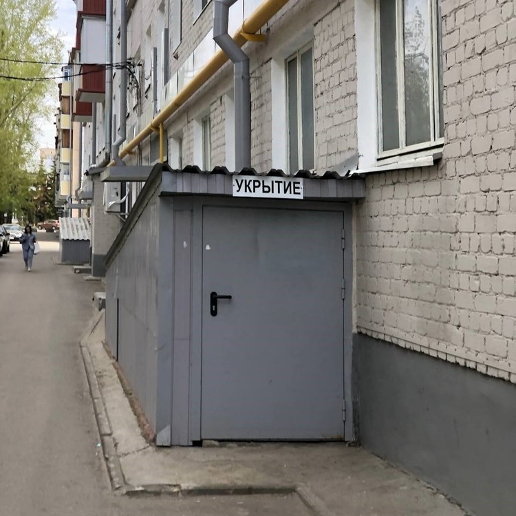 В Казани пригодные для бомбоубежищ подвалы пометили табличкой 