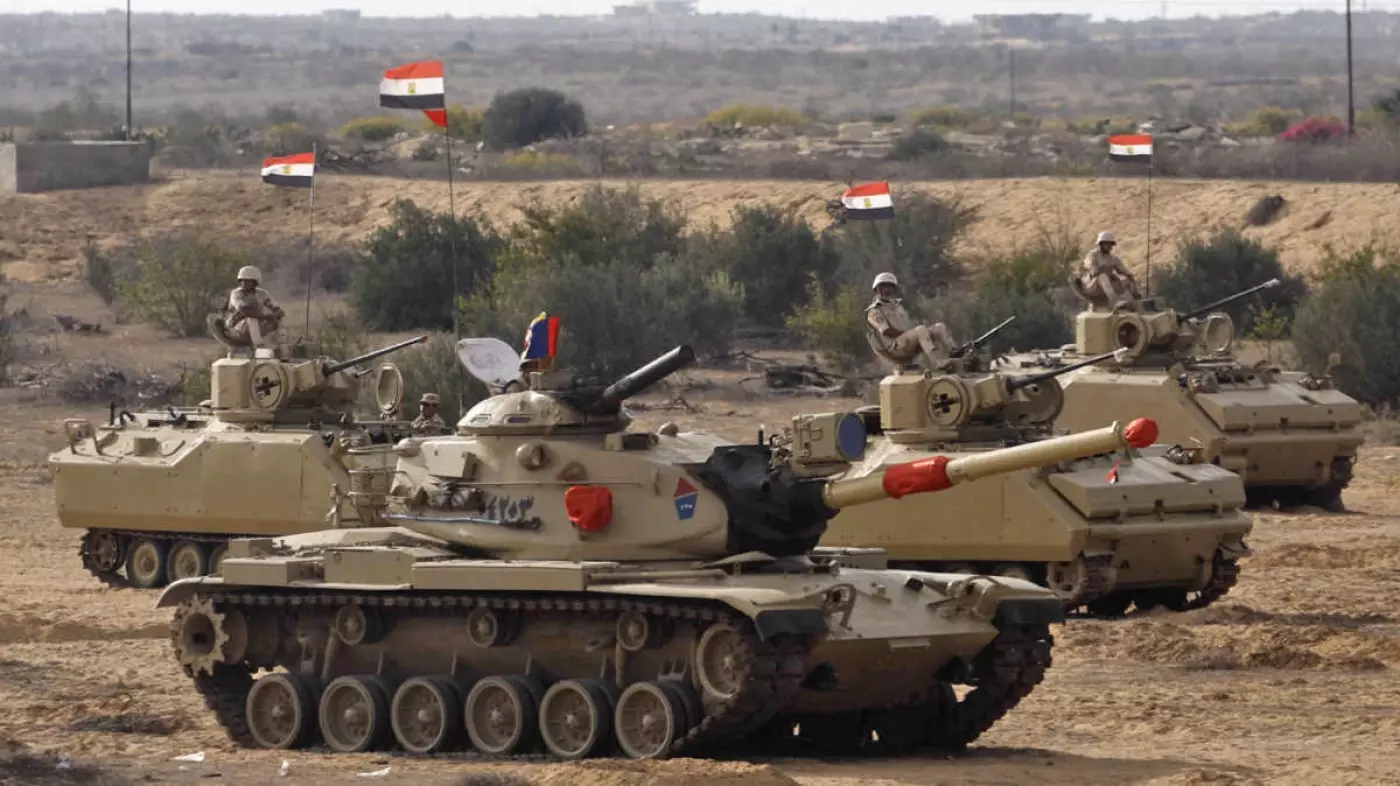 Египет стягивает войска к границе с сектором Газа