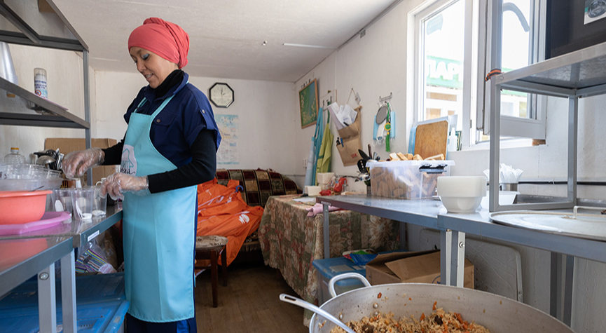 В Казани открылся новый пункт выдачи горячего питания малоимущим
