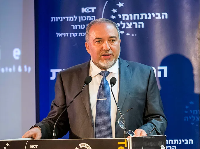 Либерман: ХАМАС и Яхья Синвар управляют войной из туннелей лучше, чем Нетаньяху