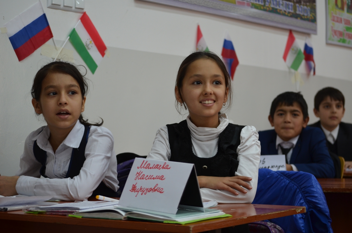 Примаков рассказал о продолжении строительства российских школ в Центральной Азии