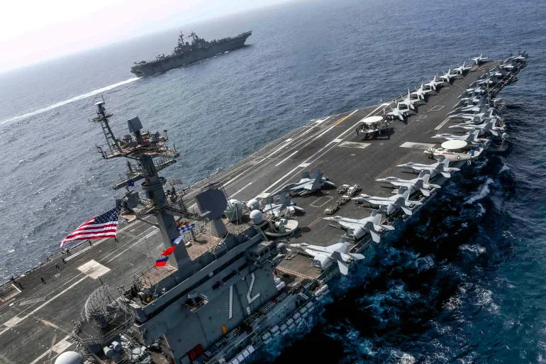 Авианосец США «Авраам Линкольн» не раз посещал арабский регион, чтобы поддержать Израиль