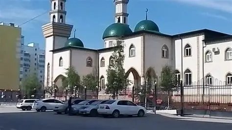 Соборная мечеть Якутска, фото Роман Скиба dzen.ru