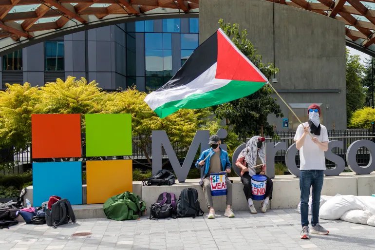 Акции протеста сотрудников Microsoft против сотрудничества с израильской армией