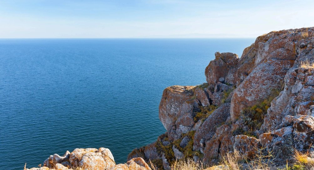 Обложка © Shutterstock / FOTODOM / Katvic