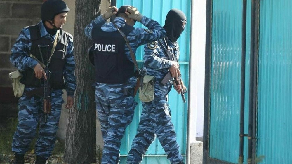 Сотрудники полиции в Киргизии. Фото: соцсети