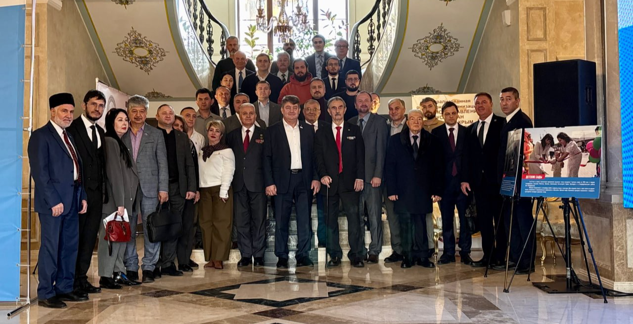 Участники круглого стола. Фото: ДУМ Крыма