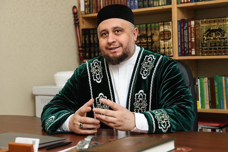 Имам Руста Хайруллин. Фото: Бизнес-газета