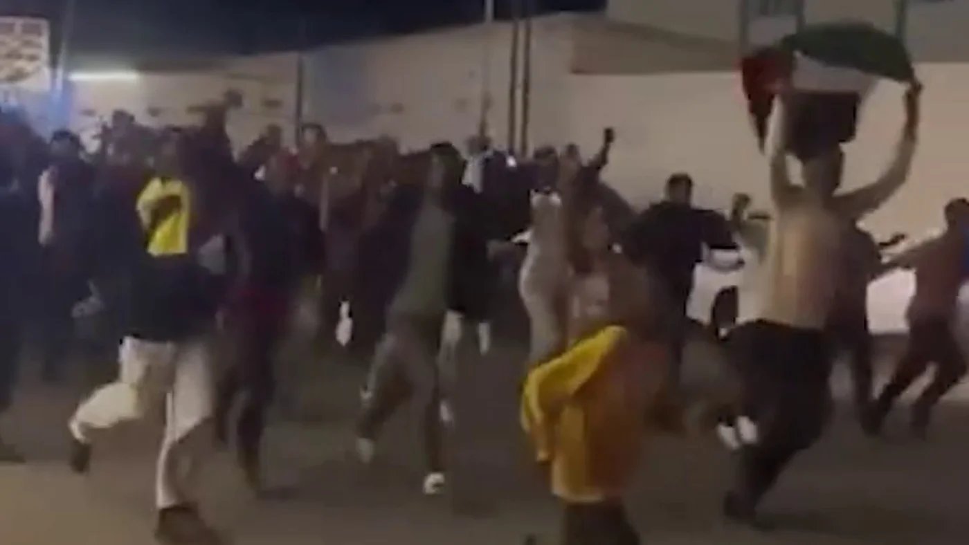 Протестующие в Бороме 28.12.25, фото The Middle East Eye