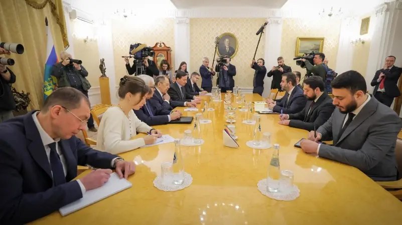 Аш-Шайбани и Лавров в Москве обсудили пути возвращения стабильности в Сирию