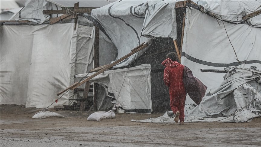 Дождь в Дейр-эль-Балах, фото Anadolu