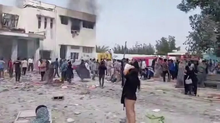 Разрушенная израильской ракетой школа в Иране. Фото: соцсети